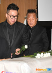 박준형, 왈칵 터지는 울음을 참고 (故 전유성 추모) [포토엔HD]