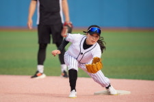 단장 박세리 감독 추신수 코치 윤석민인 女 야구단 위엄(야구여왕)