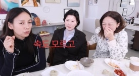 이효리 “눈가 주름 탓 스모키 화장 못해, 팬들은 속도 모르고 요구”(홍이모)