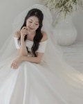 “설레는 요즘” 14기 옥순, 순백의 웨딩드레스 자태…승무원 출신 남다른 핏