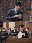유연석 신들린 연기 차력쇼 ‘신이랑 법률사무소’ 제작진도 “실제로 빙의한 듯”