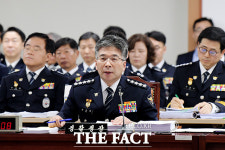 [TF포토] 경찰청 국정감사, '선서하는 민갑룡 경찰청장'