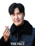 [강일홍의 스페셜인터뷰76-신성]  미스터 트롯이 캐낸 트로트 신성
