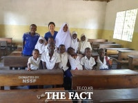 탄자니아의 마스크 천사…NGO ‘올인원’ 이혜원 대표