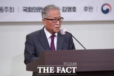 [TF현장] 전임 장관이 본 이인영 통일부 장관… 제 점수는요?