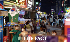 [TF포착] 사회적 거리두기 2단계...아직도 북적이는 포차