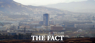 [TF사진관] 도라산전망대에서 본 남북공동연락사무소