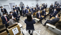 [TF사진관] 인천국제공항 현장시찰 나선 국토위