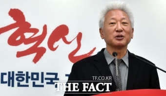 '위안부 망언' 류석춘 전 교수 불구속 기소…명예훼손 혐의