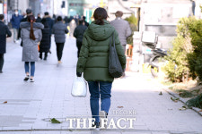 [TF사진관] 2021년에도 직장인은 도시락 점심