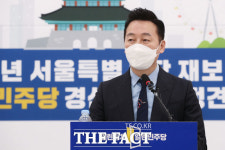 [TF사진관] 서울시장 후보로 맞붙은 정봉주-김진애