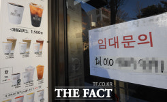 물건은 쌓이는데, 손님은 뚝!...황학동의 코로나 자화상[포토기획]