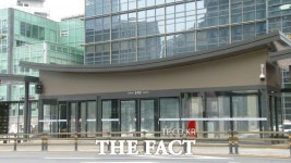 서울시, 미래형 버스정류장 스마트 쉘터 시범운영 [TF영상]