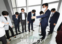 송파구 주요시설 방문한 지방자치단체장들 [TF사진관]