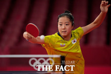 탁구 신동 신유빈, 여자 단식 32강 2-4 패…16강 진출 실패