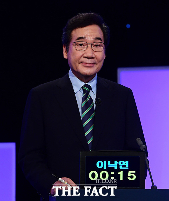 대선 후보 2차 TV 토론, 네거티브 공방으로 정책 논의 부재