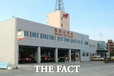 경주 목조주택서 불‥70대 여성 부상