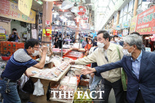 목포 찾아 인사하는 이낙연 [TF사진관]