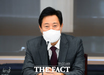 기업규제 개혁 하겠다...대한상의와 간담회 가진 오세훈 시장 [TF사진관]