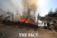 의성서 비닐하우스· 공장 화재 잇따라…인명피해 없어