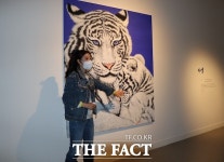 [인터뷰]배우 김규리, 안산 김홍도미술관에서 개인전 수호전 열어