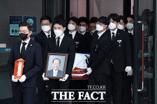 (주)아워홈인성산업울산점 | 마지막 길 떠나는 '산업화 1세대' 고 구자학 아워홈 회장 [TF사진관]