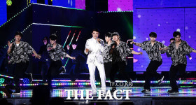 원조 트롯 황태자 설운도-남진, 흥나는 댄스 본능 [TF사진관]