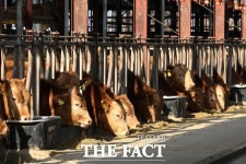 홍성군, 주민-농가 상생 자연순환형 친환경 축산업 육성