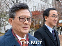 '남북정상회담 회의록 삭제' 백종천·조명균 집행유예 확정