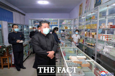 북한, 신규 유열자 이틀째 0명…방역 강조한 주민들의 일상 [TF사진관]