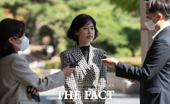 '윤석열 감찰 의혹' 검찰 출석하는 박은정 검사 [TF사진관]