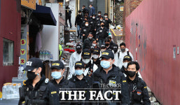 경찰·국과수,이태원 현장 감식…2시간 만에 종료