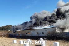영천 한약재 창고서 불…인명피해 없어