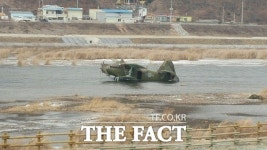 문경 봉명산 인근서 헬기  불시착…1명 경상