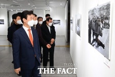 옛 진주시 정취가 물씬, 진주시·사진작가협 진주지부 사진전 개최