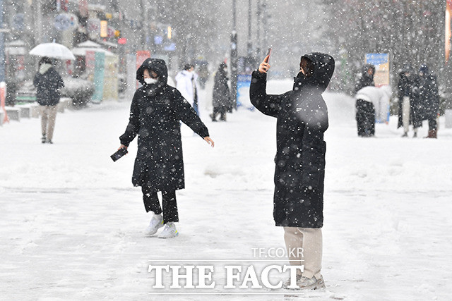 서울 서남권 대설주의보 발령…대설특보 확대 가능성도 반영