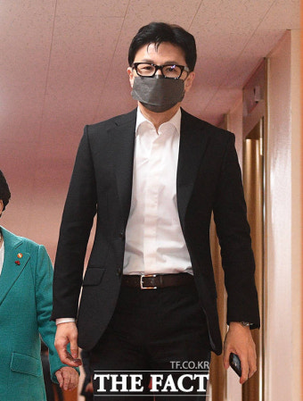 한동훈 장관 '이재명 검찰 소환 앞두고 국무회의 참석' [TF사진관]