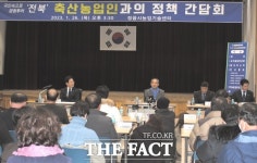 이재명 더불어민주당 대표 “국민 속으로 경청 투어” 정읍 방문