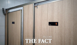 [60초 리뷰] 강남역 남녀 공용화장실은 아직도 곳곳에 (영상)