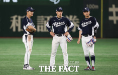 [WBC] '도쿄 참사' 한국야구, 일본에 4-13 대패