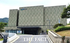 [단독] GS칼텍스, 허가 없이 주차장 만들고 남의 땅에 도로 깔고…불법 사용 적발