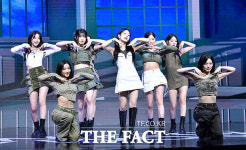프로미스나인, 정규 1집 언락 마이 월드로 컴백 [TF사진관]