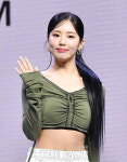 프로미스나인, 5년만의 정규 음반 언록 마이 월드 [TF사진관]