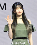 프로미스나인, 5년만의 정규 음반 언록 마이 월드 [TF사진관]