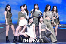 프로미스나인, 정규 1집 언락 마이 월드로 컴백 [TF사진관]