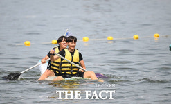 한강에서 열린 나만의 한강호 경주대회 [TF사진관]