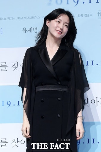 이영애, '김건희 친분설' 주장 유튜버 고소 