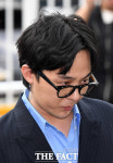 마약 투약 의혹 지드래곤... 안경 너머의 눈빛 [포토]