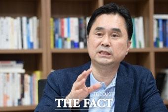 민주당, '선거제 개편' 난상토론…'최측근 실형' 선고받은 이재명