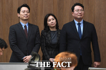 문병호, 개혁신당 합류… 미소로 환영하는 '천·아·인' [TF사진관]